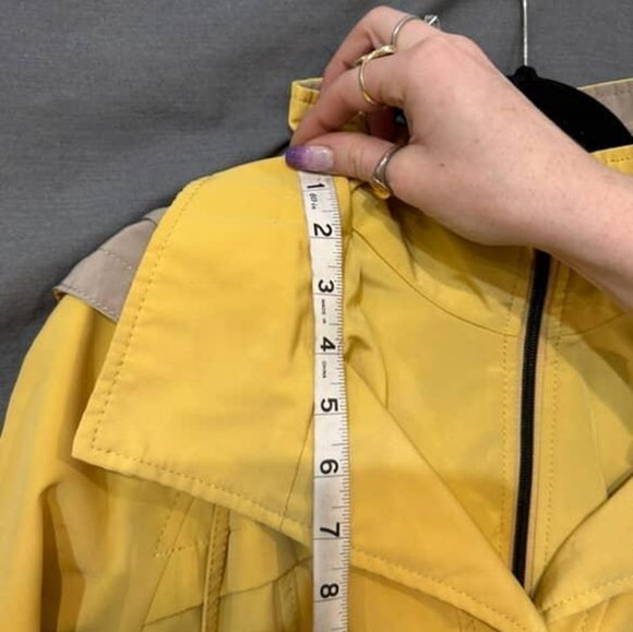 Coldwater Creek Yellow Hooded Rain Jacket - Picture 10 of 11